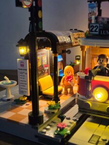 Lumibricks Heritage Tram & Station MOC