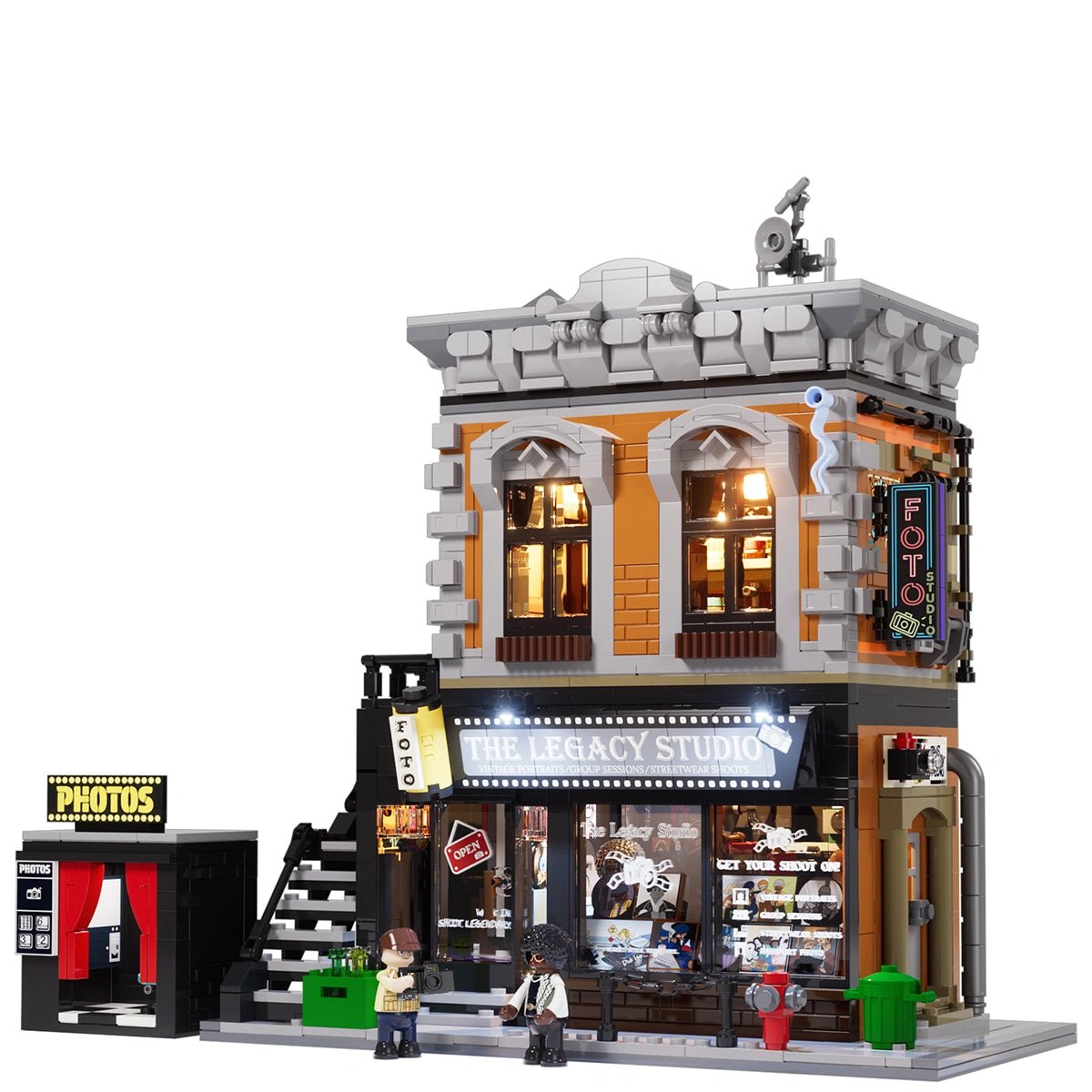 Lumibricks Corner Photo Studio 19016 official image showing the Street Fusion photo studio facade