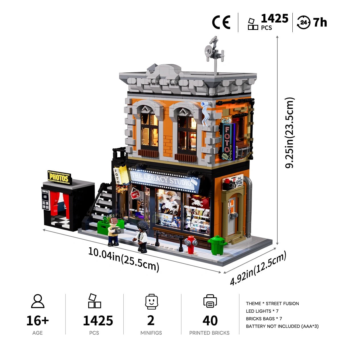 Lumibricks Corner Photo Studio 19016 specification image showing pieces, minifigures, printed bricks and LEDs