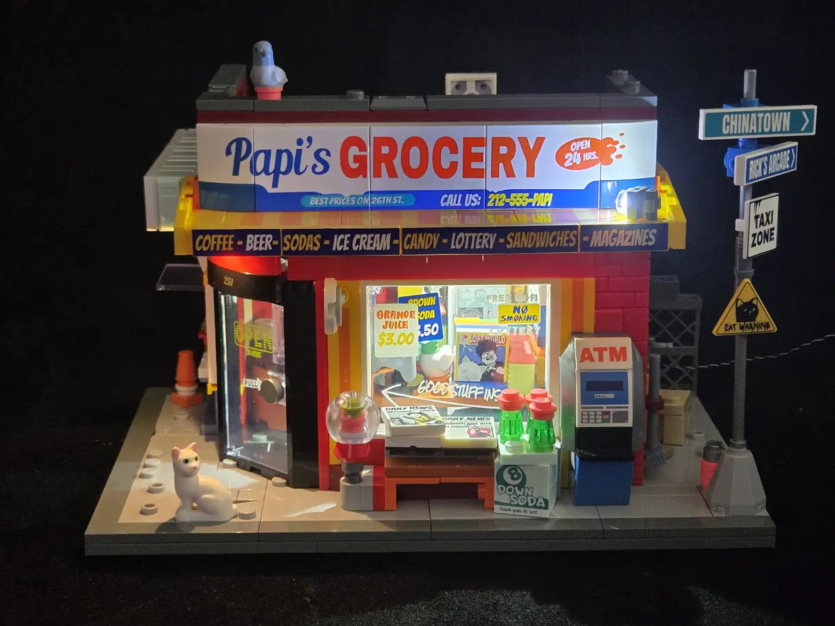 Lumibricks The Bodega 26 19017 illuminated from the front