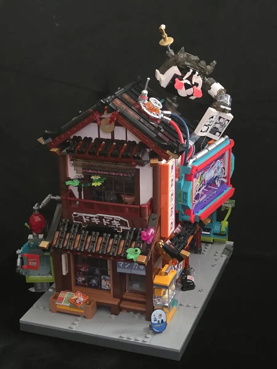 Completed Lumibricks Manga Shop 17015 in daylight from the front