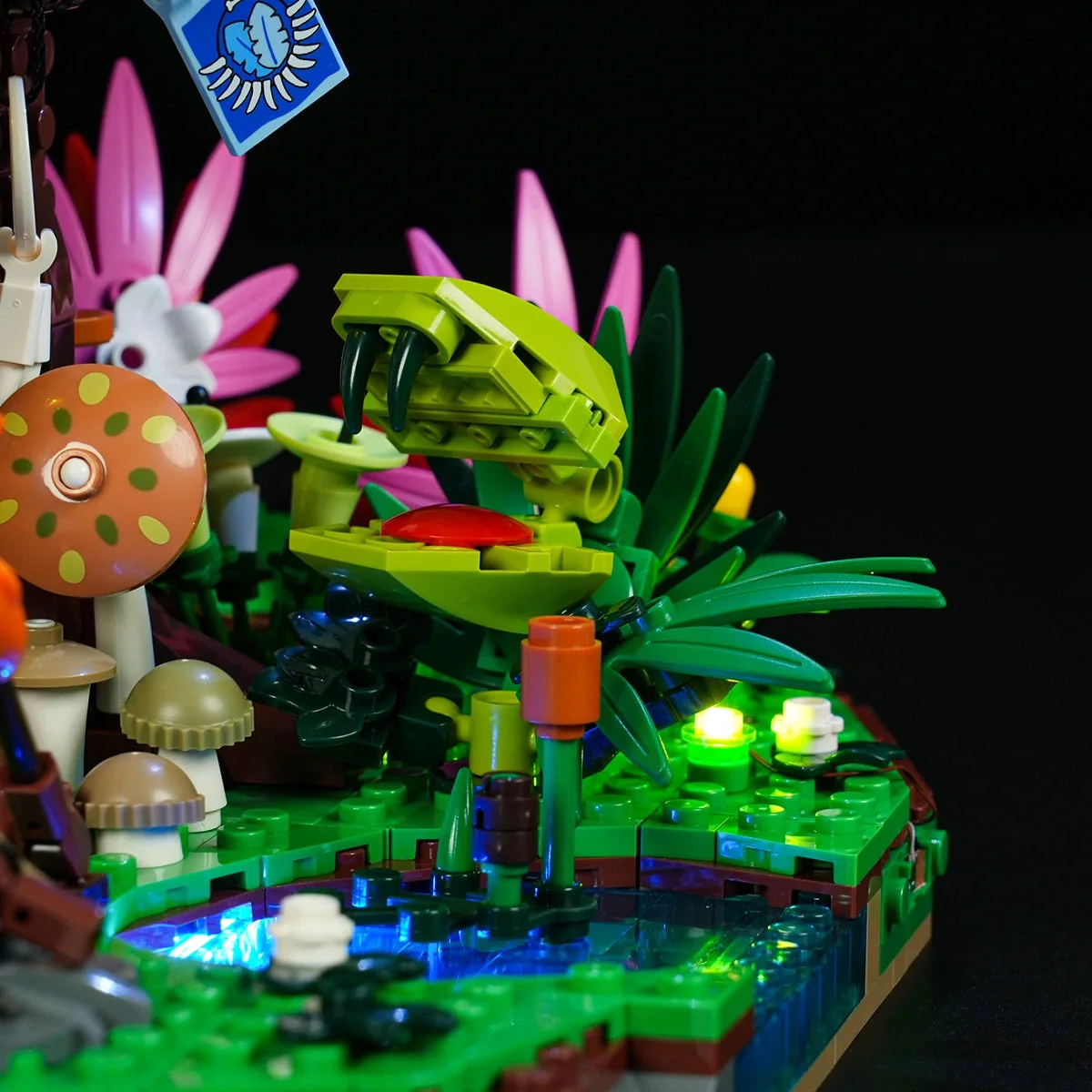 Lumibricks Explorer Treehouse 10016 jungle pond and carnivorous plant